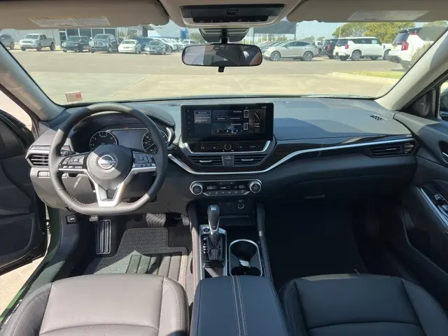 2025 Nissan Altima 2.5 SR photo 19
