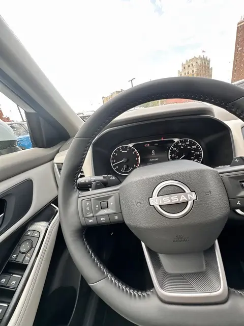 2026 Nissan Rogue SV photo 9