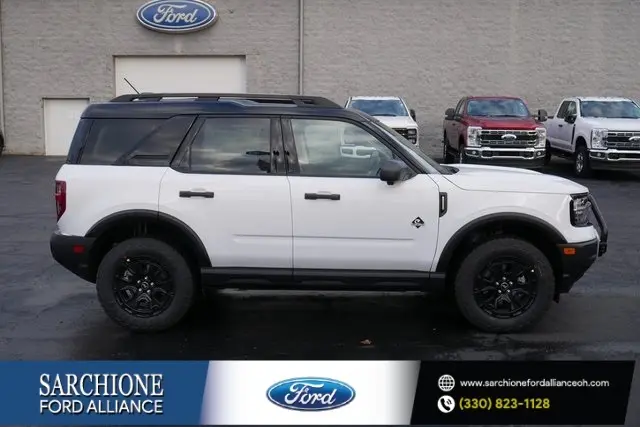 2025 Ford Bronco Sport Outer Banks's photo