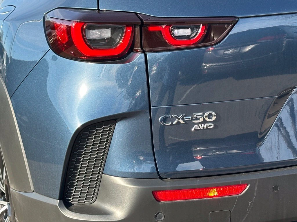 2025 Mazda CX-50 Premium Plus - Photo 10