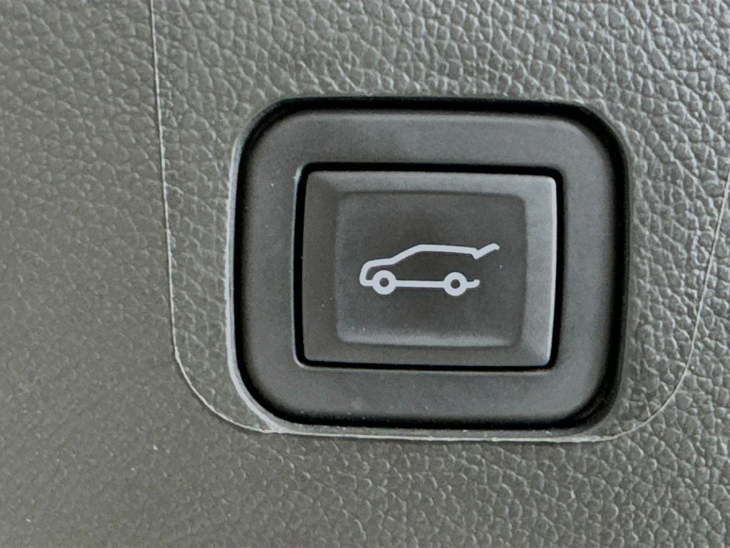 2023 Chevrolet Traverse High Country - Photo 34