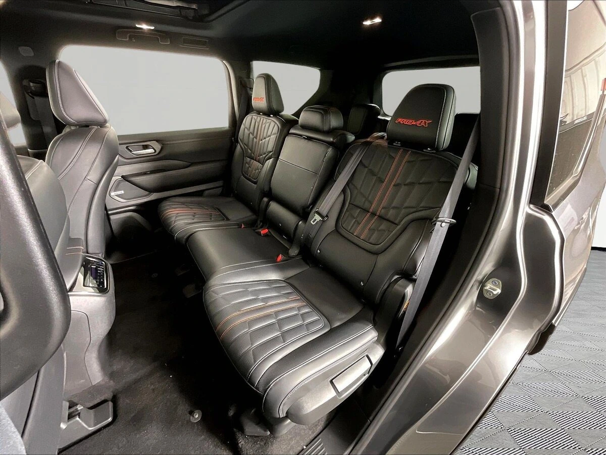 2026 Nissan Armada PRO-4X - Photo 17