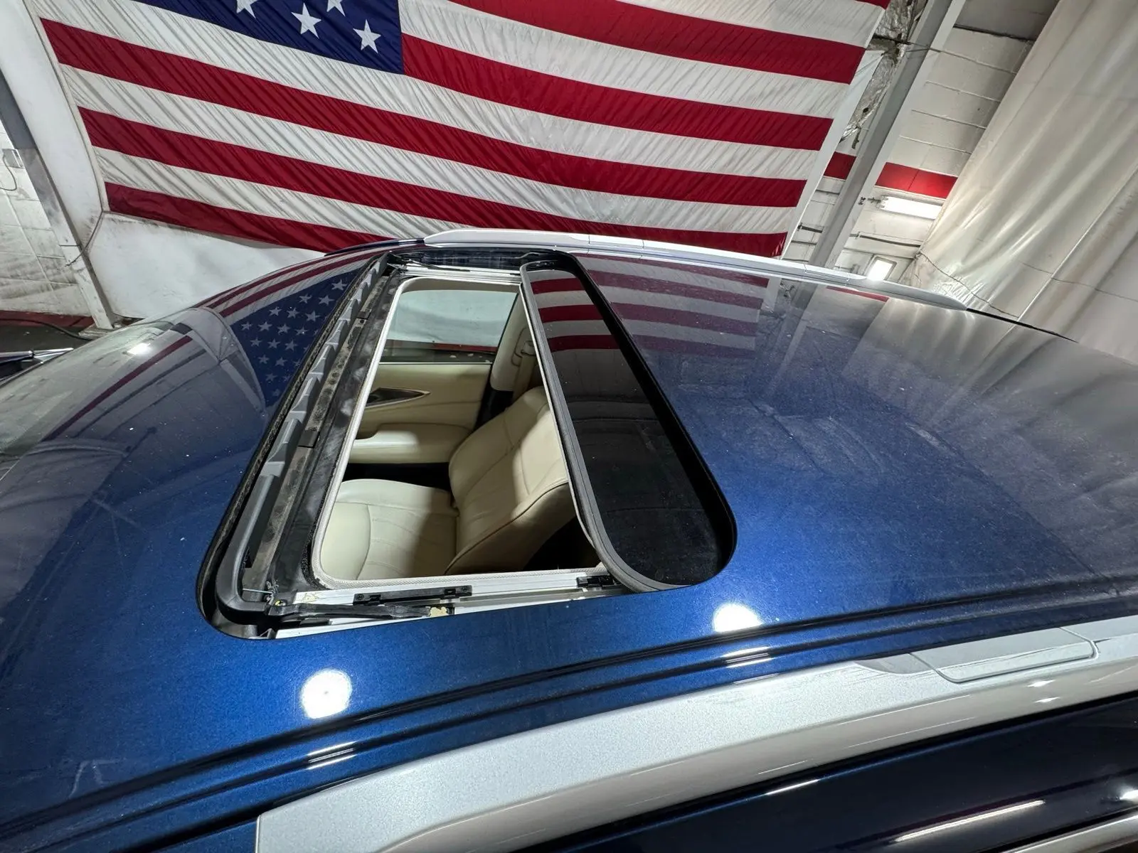 2017 Infiniti QX60 Base photo 23