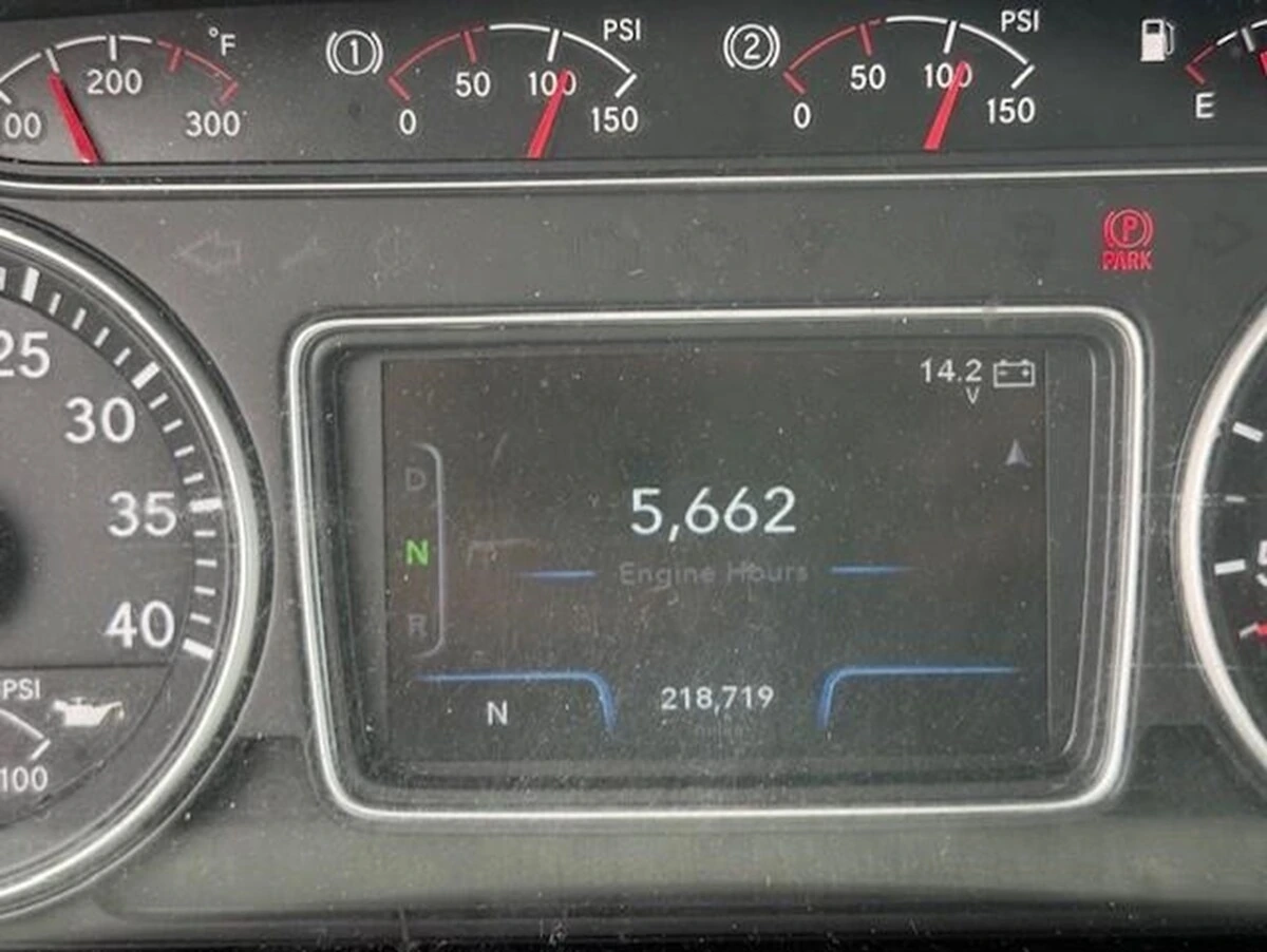 2020 International MV - image 12