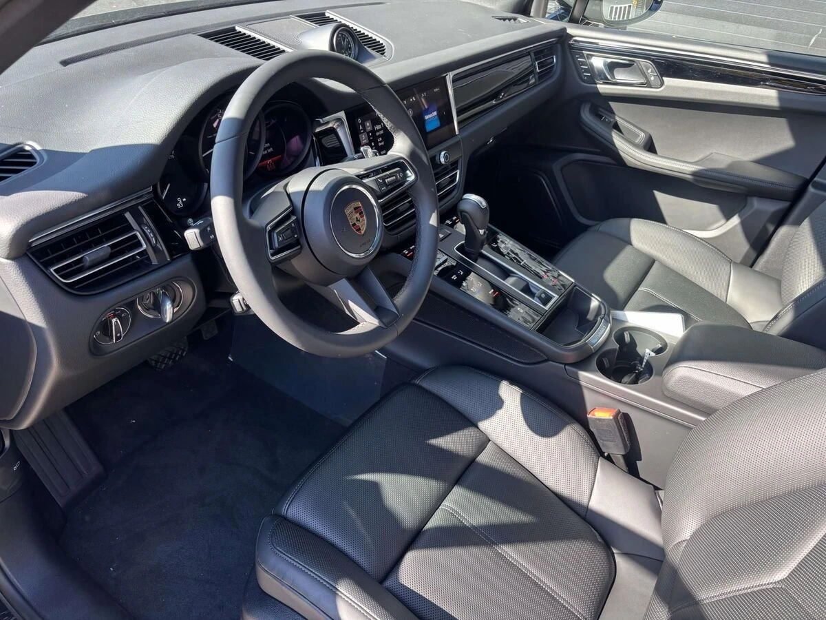 2026 Porsche Macan Base - Photo 17
