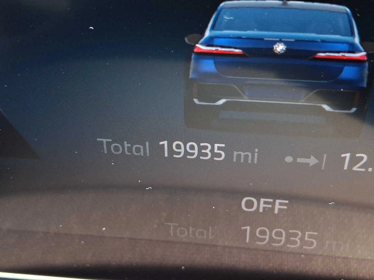 2024 BMW 7 Series 740i - Photo 16
