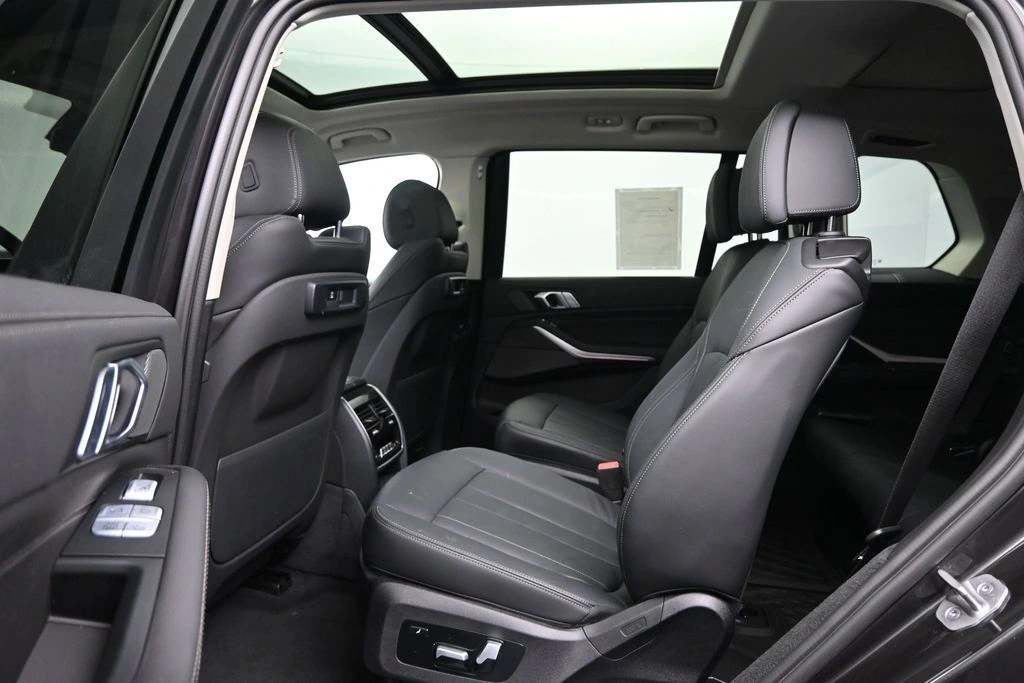 2022 BMW X7 40i - Photo 26