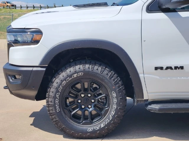 2026 RAM 1500 Rebel - Photo 6