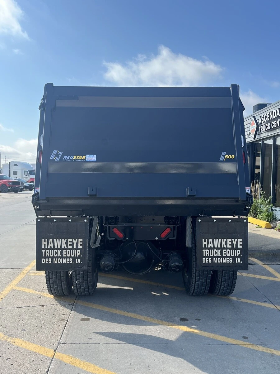 2026 International HX in Altoona, IA — photo 6