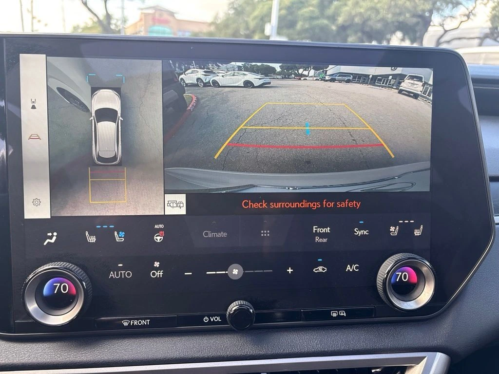 2026 Lexus RX 350 - Photo 15