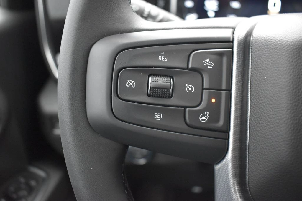 2024 GMC Sierra 1500 SLT - Photo 15
