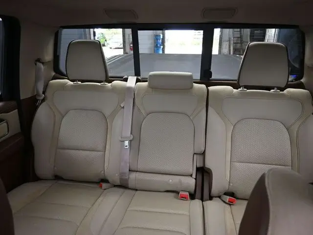 2019 Ram 1500 Laramie photo 20