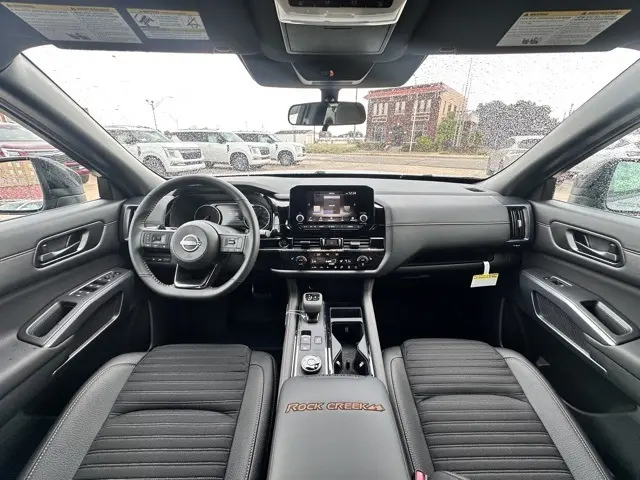 2025 Nissan Pathfinder Rock Creek photo 26