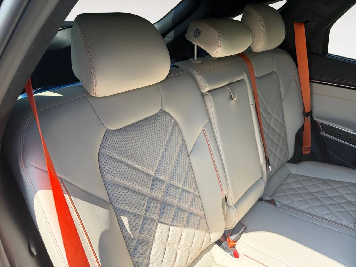 2026 GENESIS GV70 Sport Prestige - Photo 17