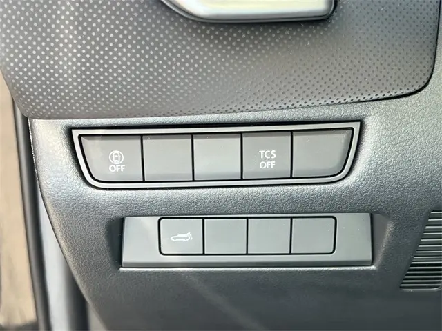 2023 Mazda CX-50 2.5 Preferred Plus photo 10