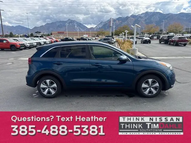 2018 Kia Niro FE LX photo 5