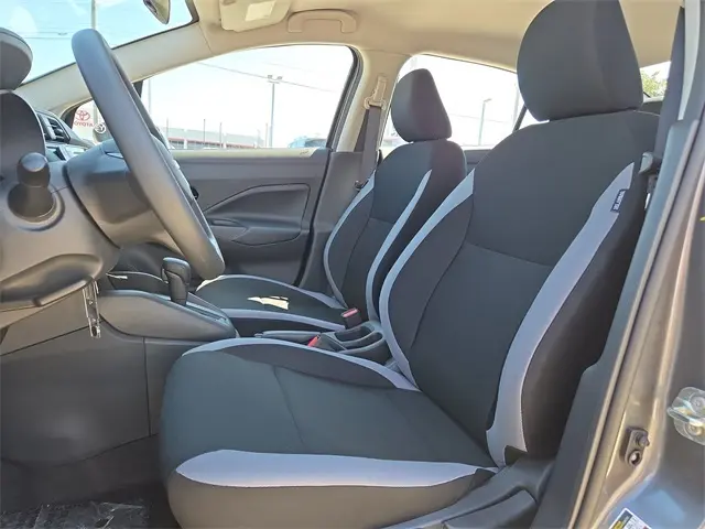 2025 Nissan Versa 1.6 S photo 27