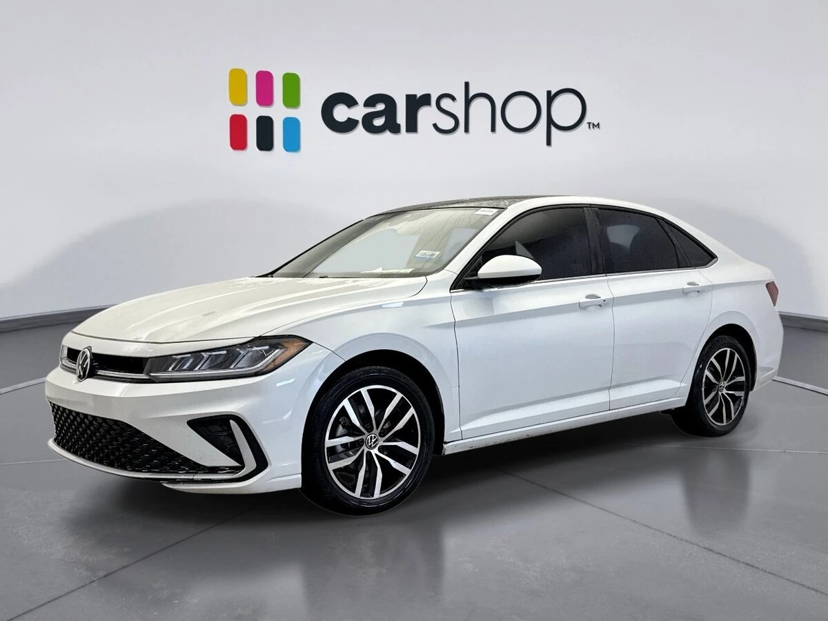 2025 Volkswagen Jetta SE's photo