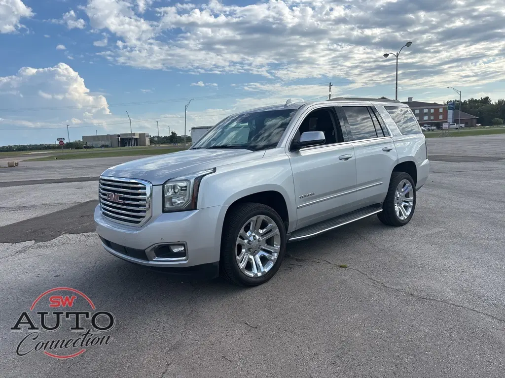 2019 Gmc Yukon SLT photo 2