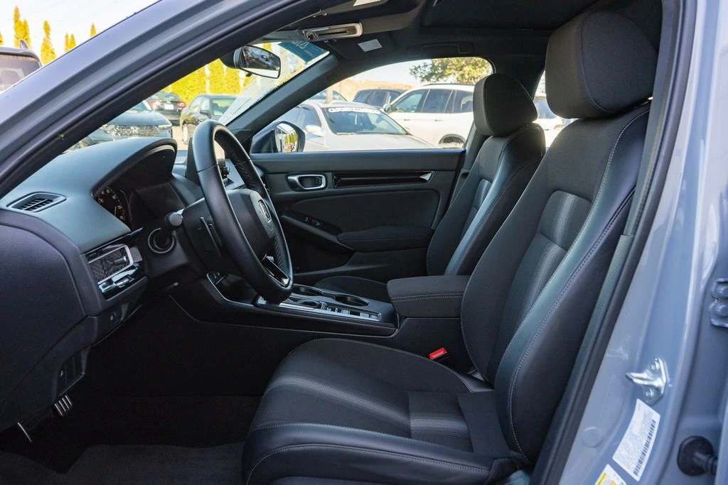 2026 Honda Civic Hatchback Sport - Photo 26