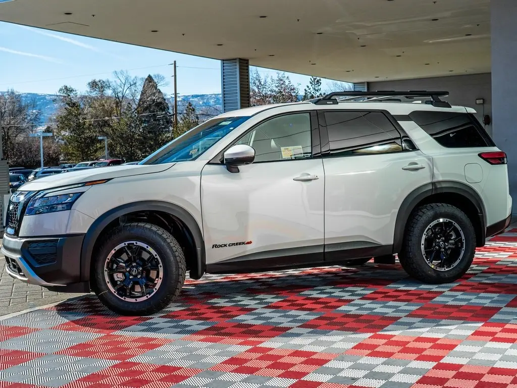 2025 Nissan Pathfinder
