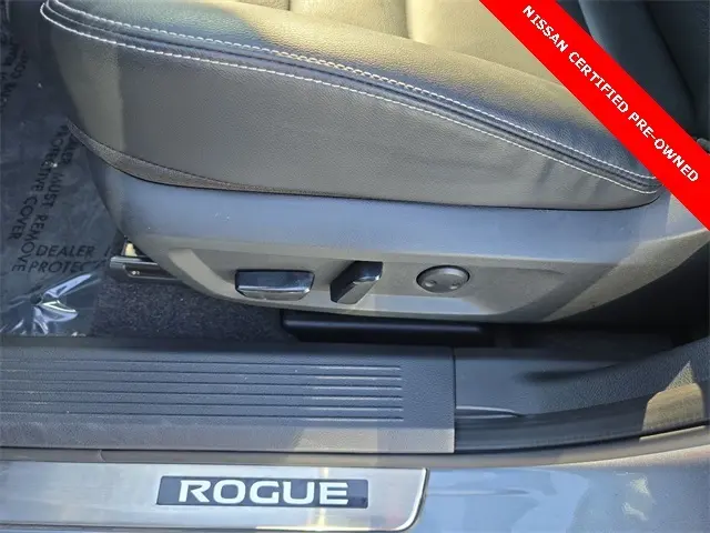 2023 Nissan Rogue SL photo 23