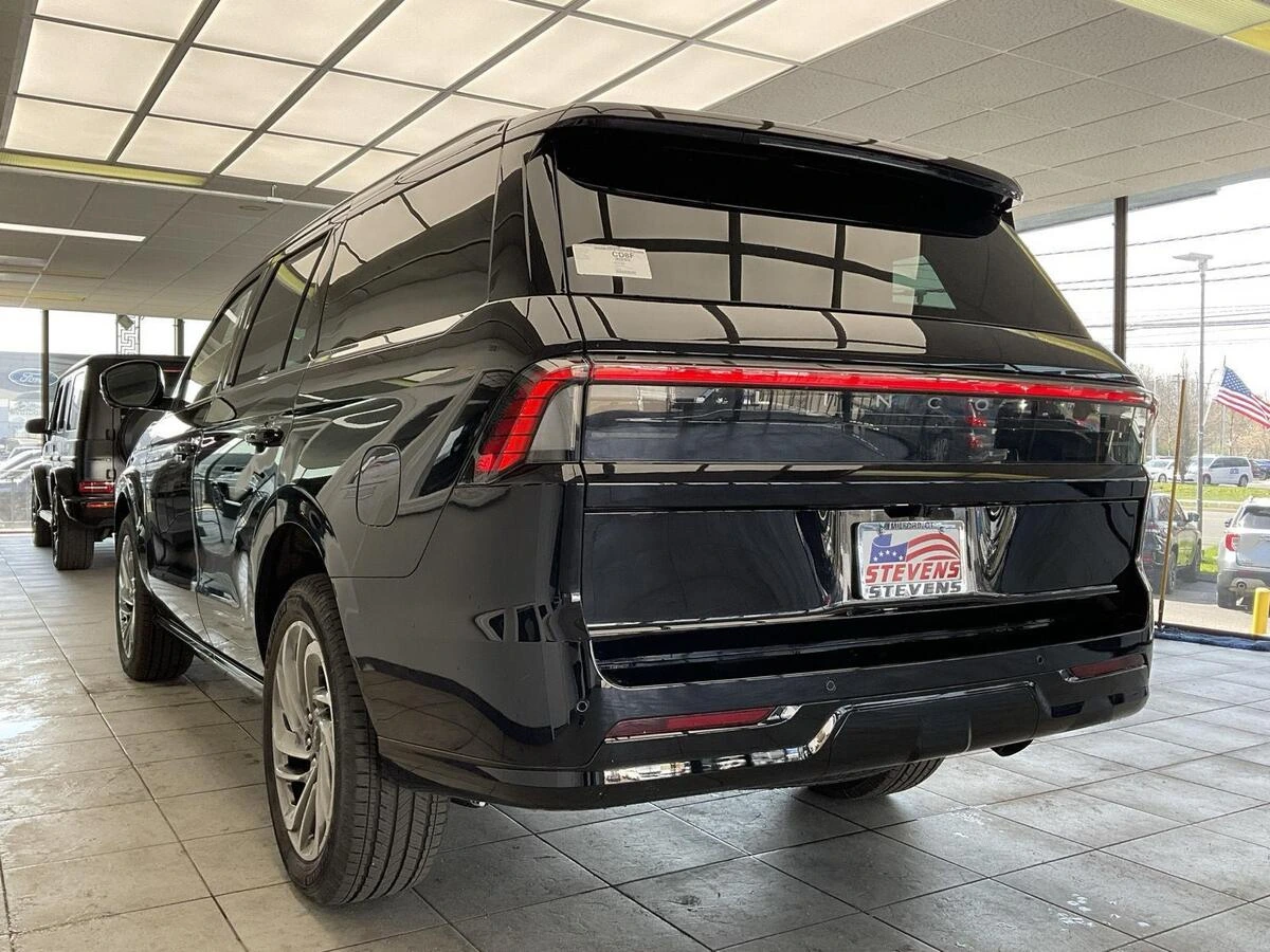 2026 Lincoln Navigator Reserve - Photo 7