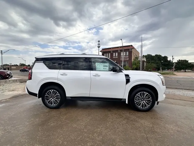 2026 Nissan Armada Platinum photo 4