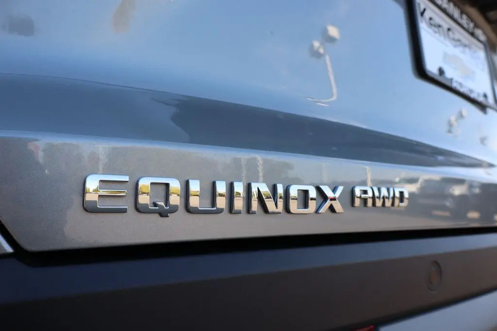 2026 Chevrolet Equinox LT photo 24