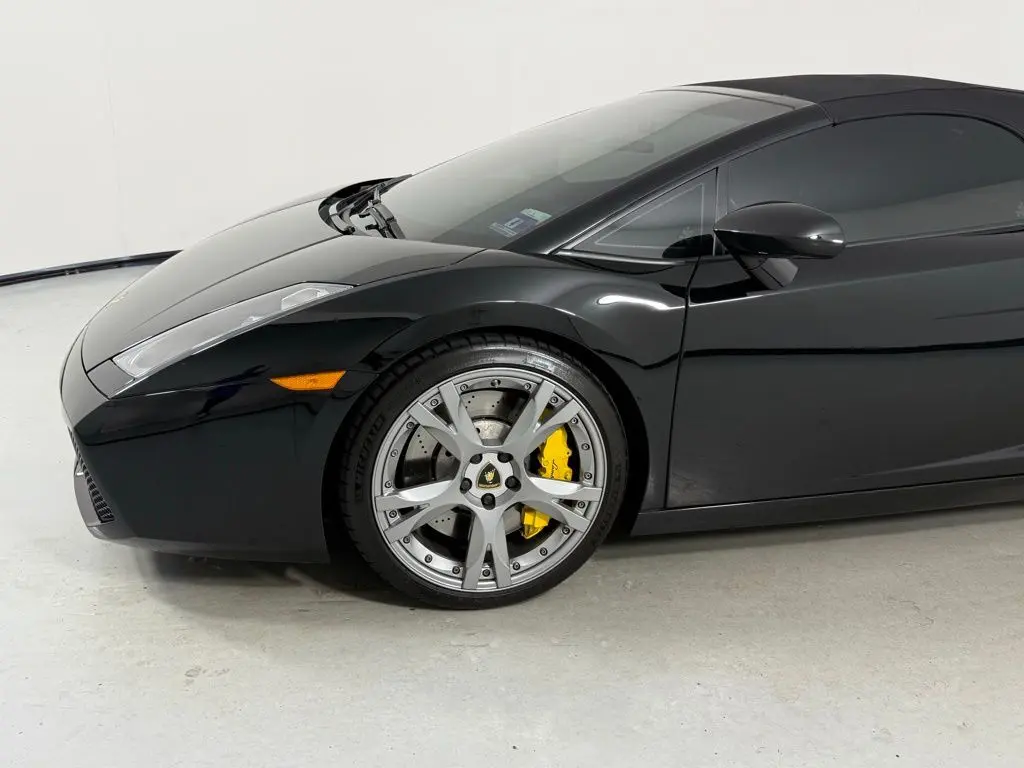 2006 Lamborghini Gallardo Base photo 11