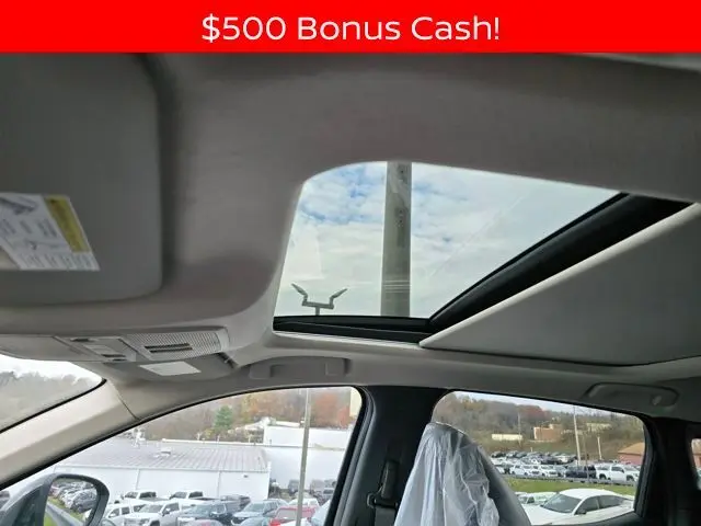 2026 Nissan Kicks SV photo 4