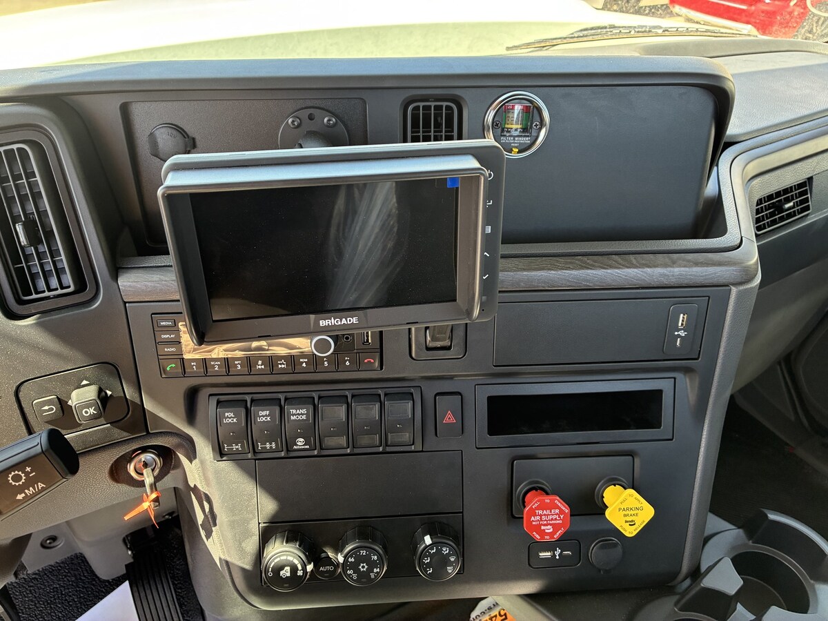 2027 International HV in Phoenix, AZ — photo 4