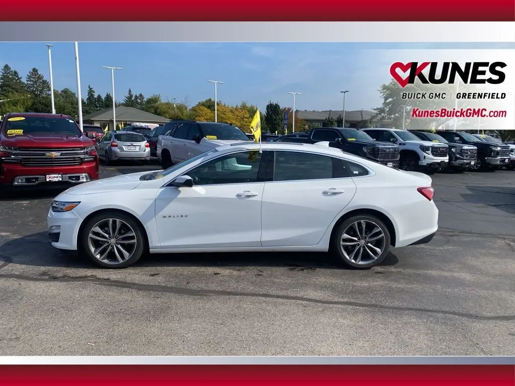 2024 Chevrolet Malibu Premier 2LT photo 2