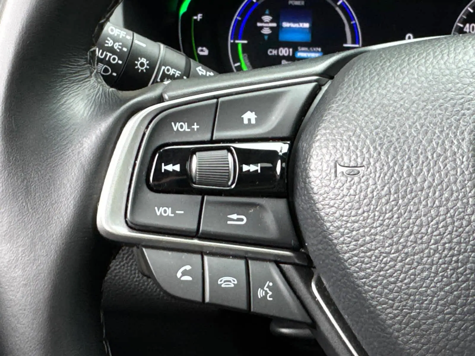 2022 Honda Accord Hybrid Touring photo 20