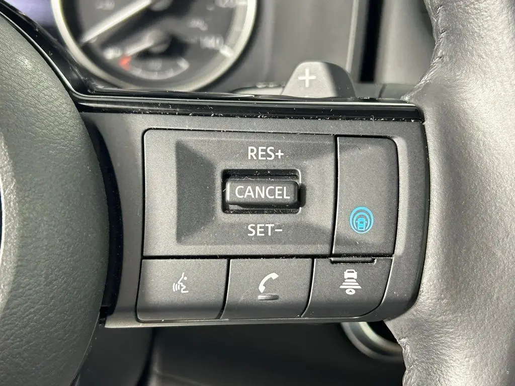 2022 Nissan Rogue SV photo 24