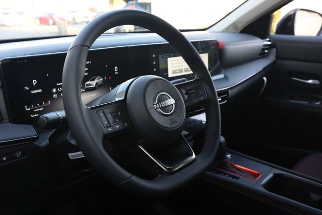 2025 Nissan Kicks SR - Photo 14