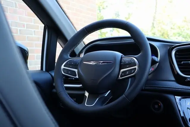2026 Chrysler Pacifica photo 53