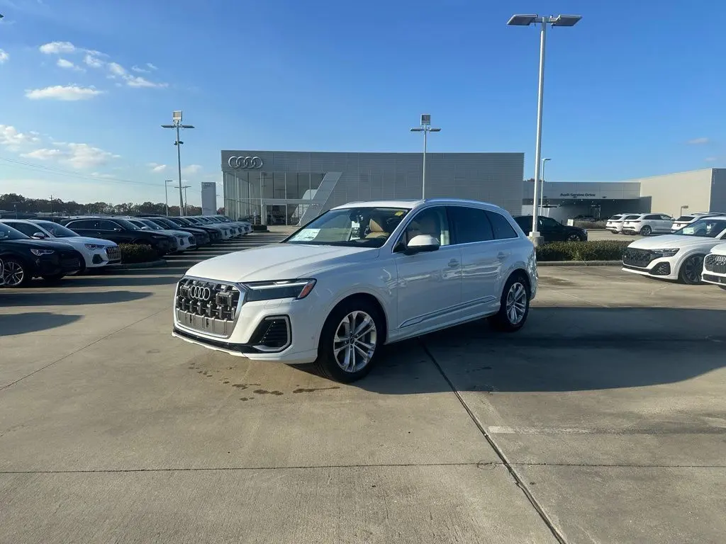 2026 Audi Q7 55 Prestige's photo