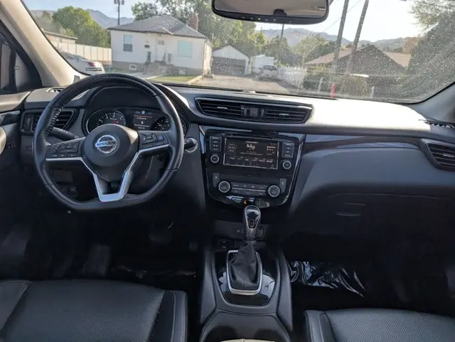 2022 Nissan Rogue Sport SL photo 7
