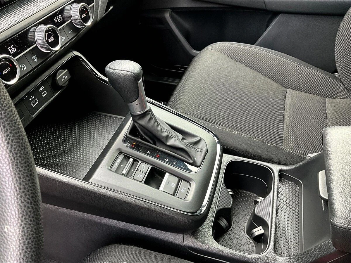 2024 Honda CR-V EX - Photo 18