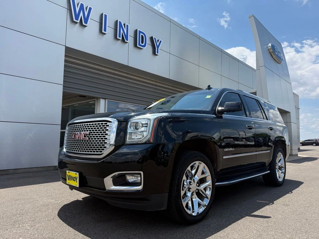 2017 GMC Yukon 4WD Denali's photo
