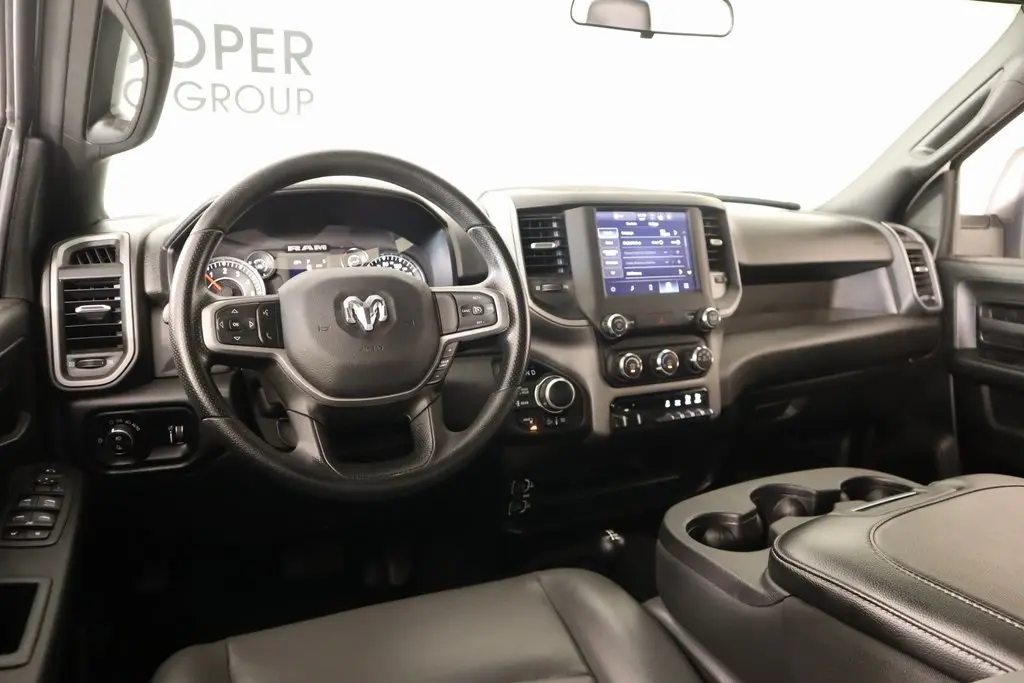2024 Ram 2500 Tradesman photo 2