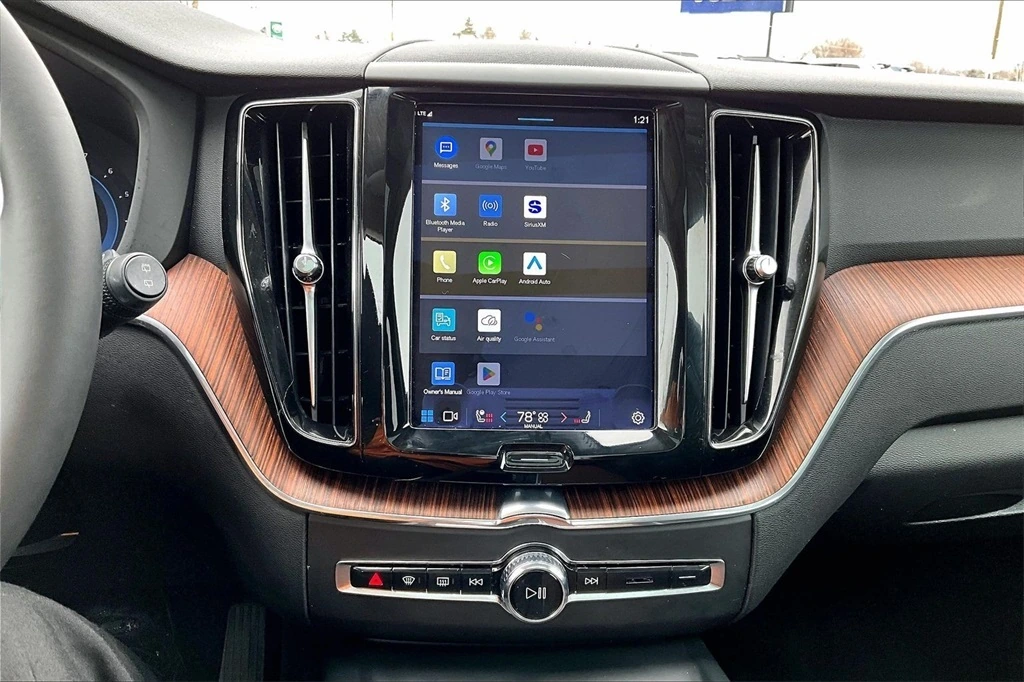 2023 Volvo - image 14