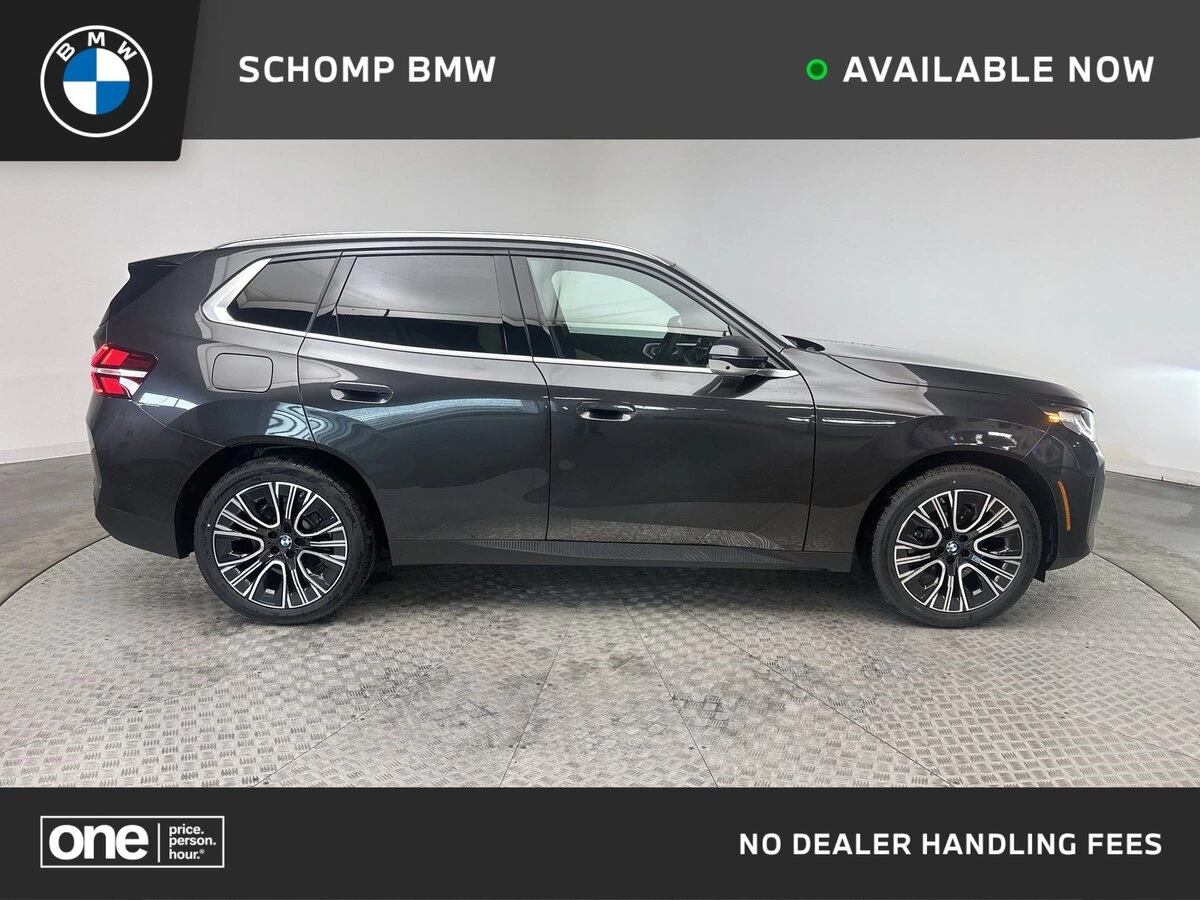 2026 BMW X3 30's photo