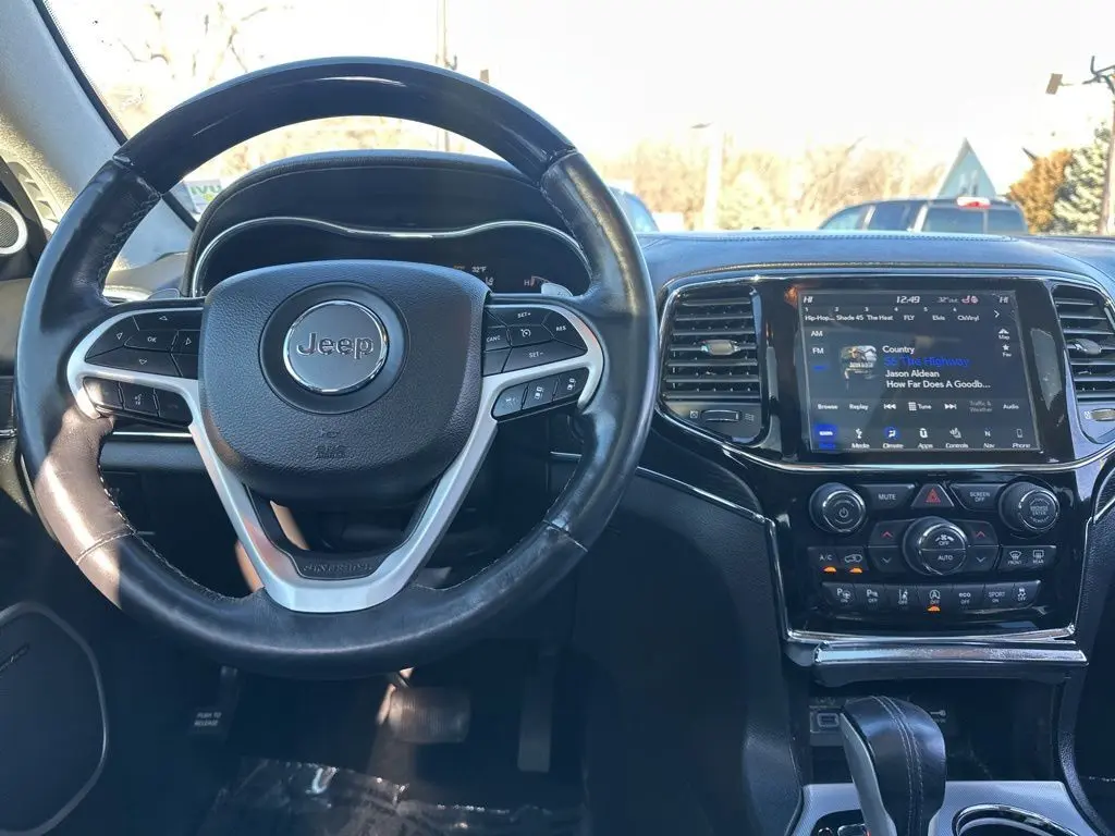 2019 Jeep Grand Cherokee Summit photo 2