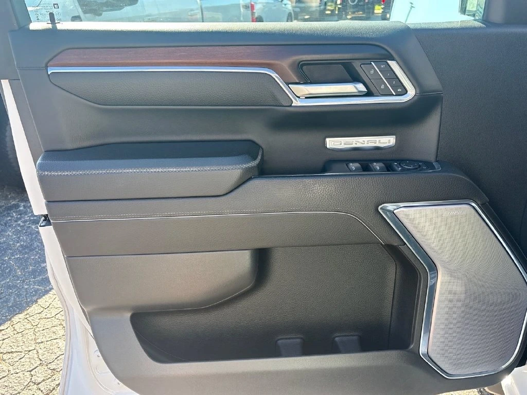 2024 GMC Sierra 1500 Denali - Photo 30