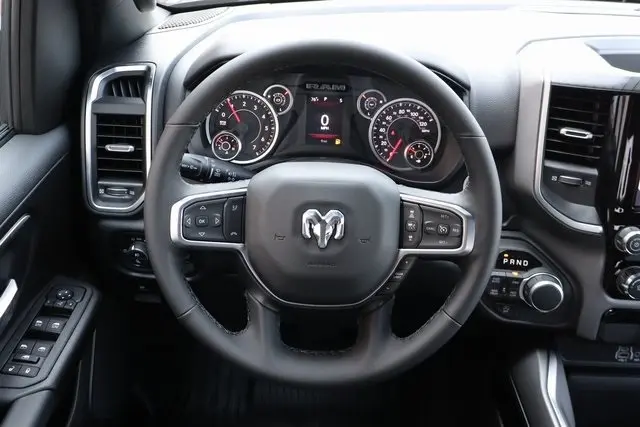 2025 Ram 1500 Big Horn photo 16