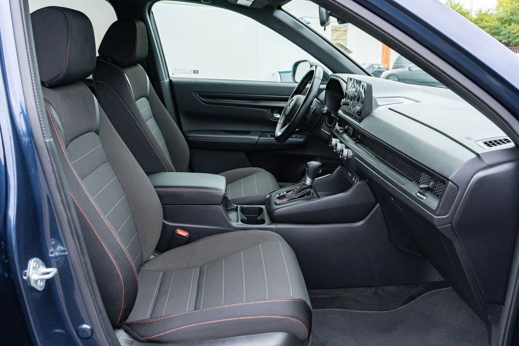 2025 Honda CR-V Sport - Photo 20