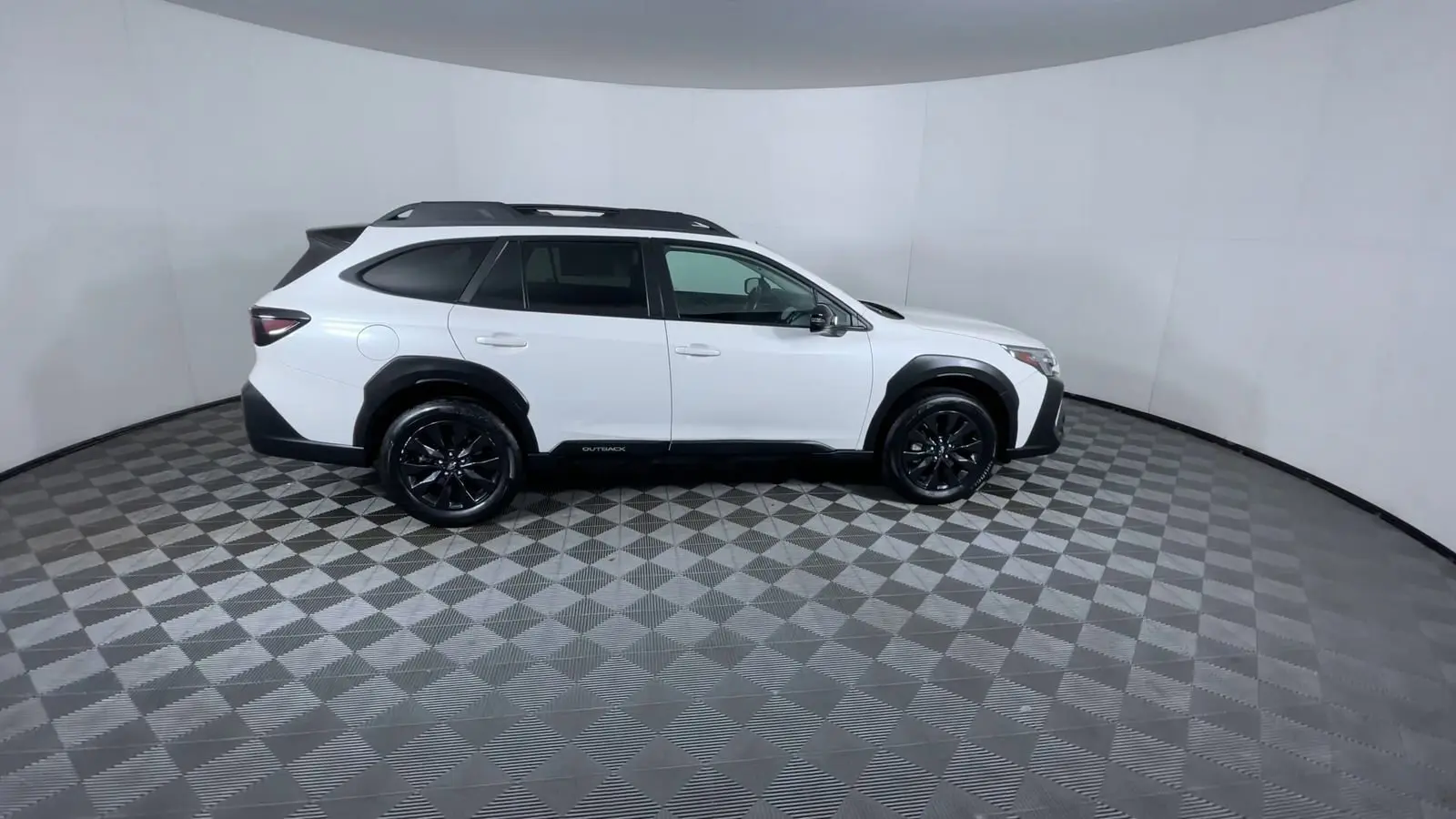 2023 Subaru Outback Onyx Edition photo 9