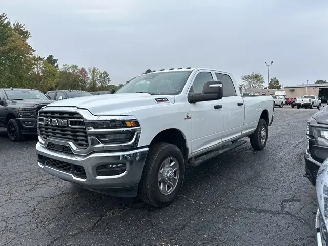 2025 Ram 2500 Tradesman photo 4
